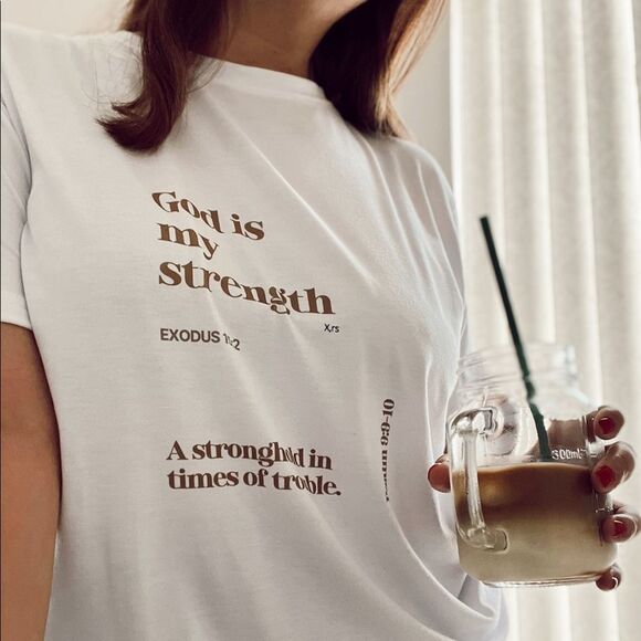 rosalia serrano Tops - White tshirt 